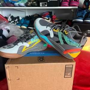 Puma trc Blaze court Block party gray white blue size 9